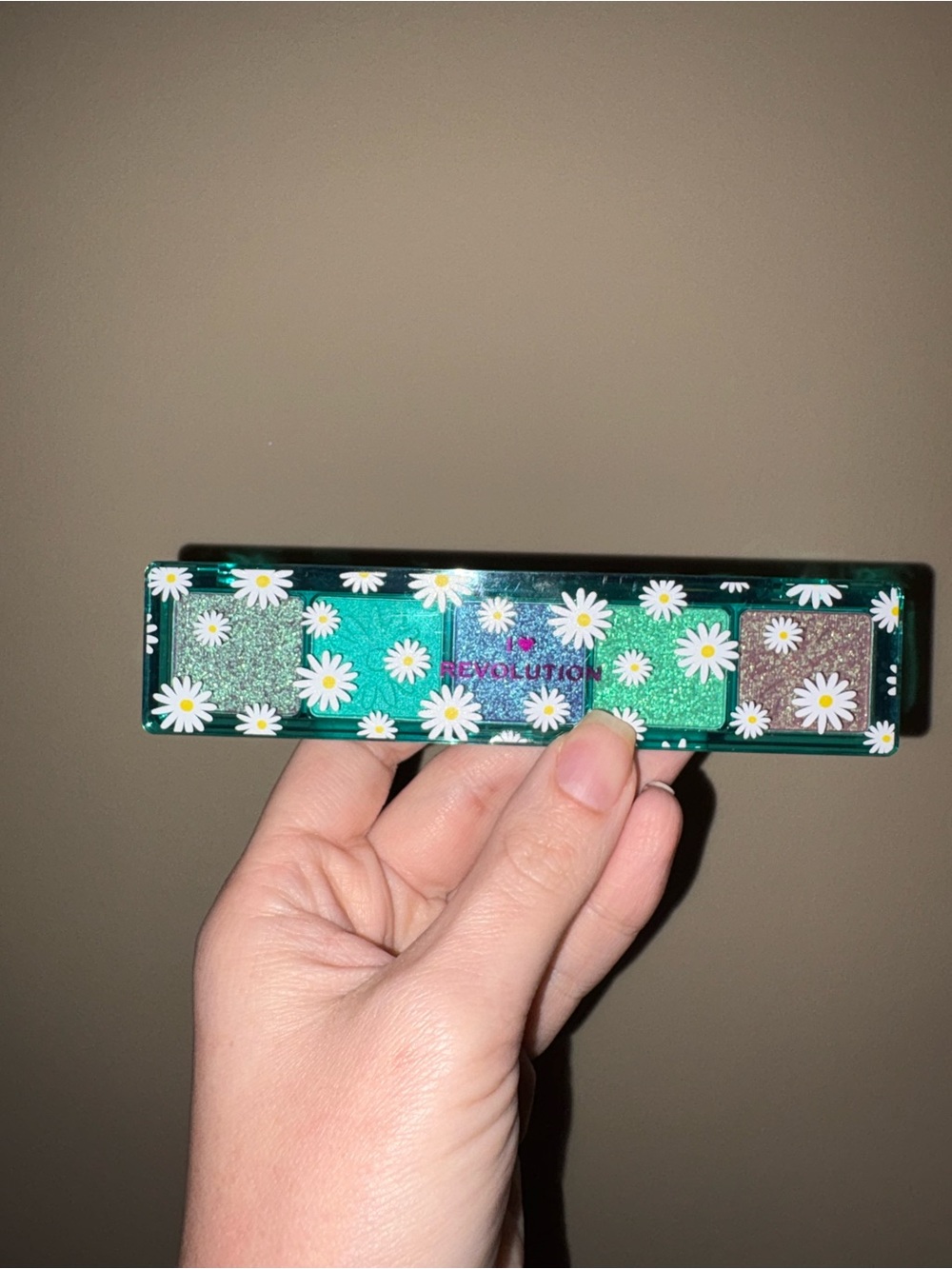 Revolution Mini Match Eyeshadow Palette